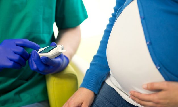 Femeile insarcinate care sufera de diabet prezinta un risc mai mare de a pierde sarcina