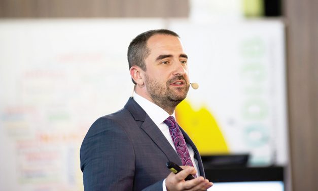 Conf. Dr. Bogdan Timar: Dintre măsurile de minimizare a riscului epidemiologic, posibilitatea de a oferi consultații la distanță are o importanță majoră