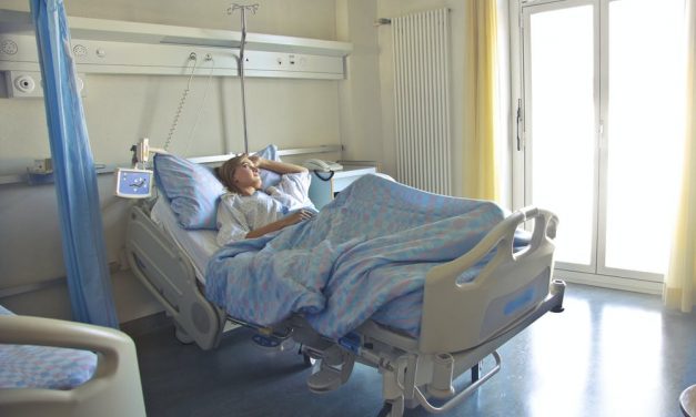 Rata de deces cauzata de COVID-19 „de patru ori mai mare” in randul persoanelor cu diabet si hiperglicemie