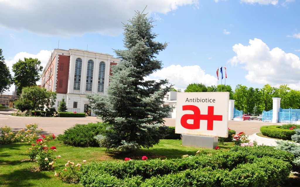 Antibiotice, cel mai important producător român de medicamente generice, a obținut în anul 2022 venituri din vânzări de 100 milioane de euro în contextul unei profitabilități în creștere cu 38%