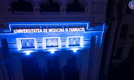 Clădirile UMF Craiova luminate în albastru cu ocazia Zilei Mondiale a Diabetului